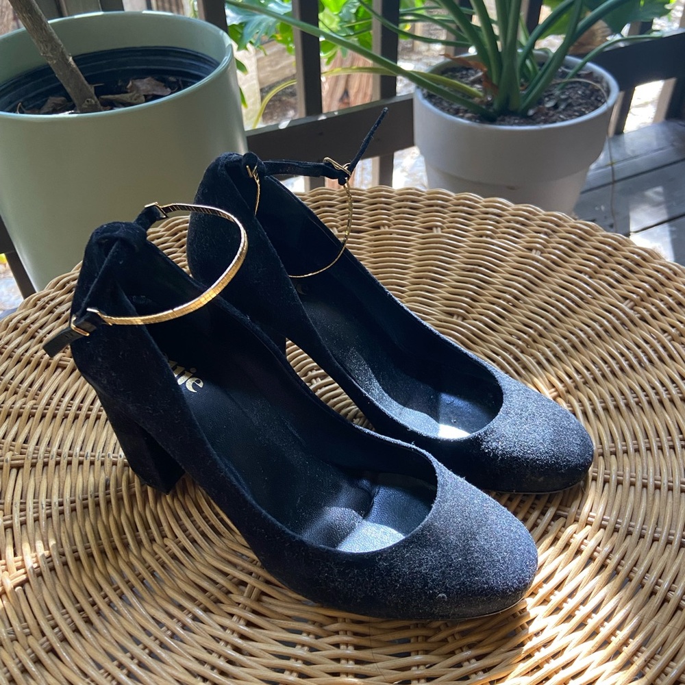 Rouje Velvet Heels with Gold Ankle Strap
